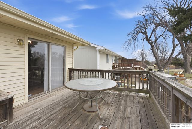 13059 Meredith Avenue, Omaha, NE 68164