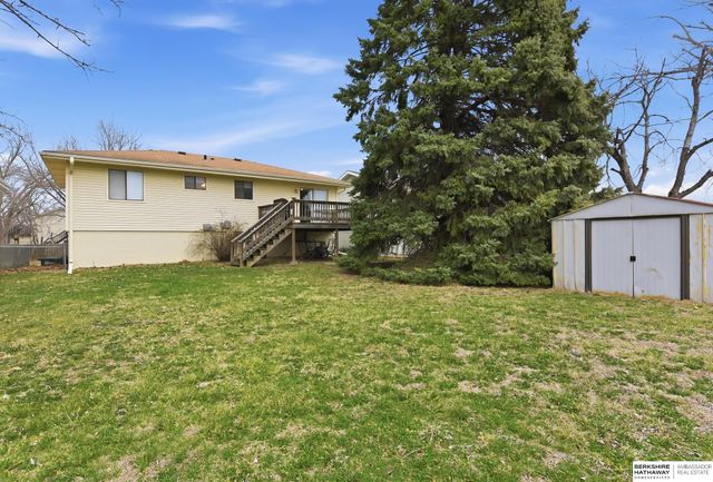 13059 Meredith Avenue, Omaha, NE 68164