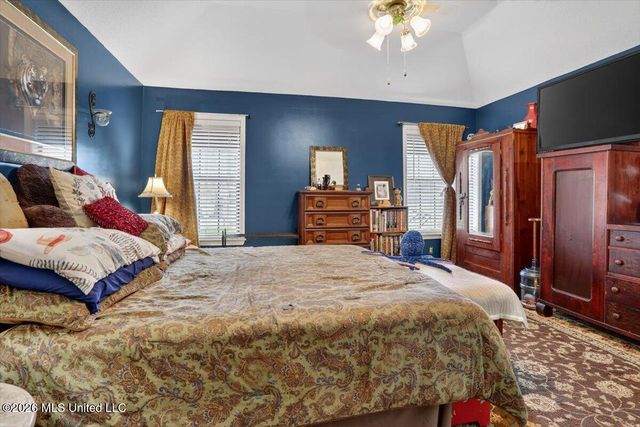 7288 Foxdale Drive, Olive Branch, MS 38654
