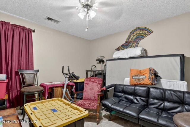 7288 Foxdale Drive, Olive Branch, MS 38654