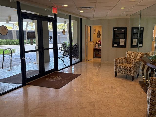 2800 N Ocean Drive B15C, Singer Island, FL 33404
