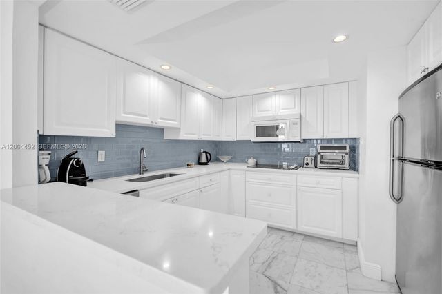 2800 N Ocean Drive B15C, Singer Island, FL 33404