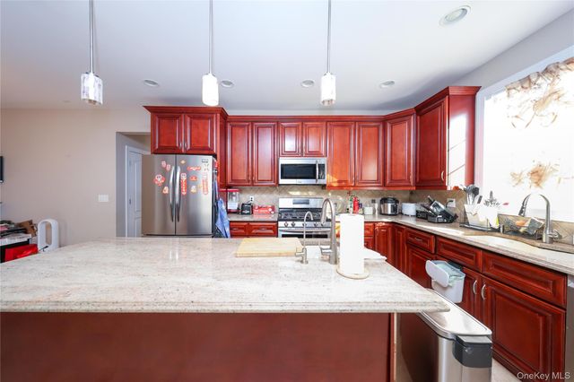 104 Highland Road, Staten Island, NY 10308