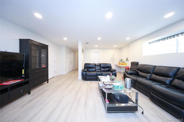 104 Highland Road, Staten Island, NY 10308