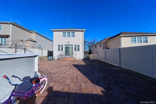 104 Highland Road, Staten Island, NY 10308