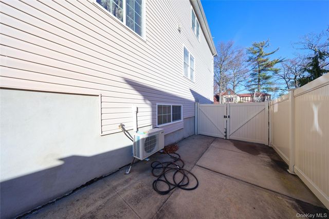 104 Highland Road, Staten Island, NY 10308