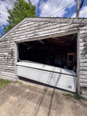 457 W Mechanic Street, Shelbyville, IN 46176