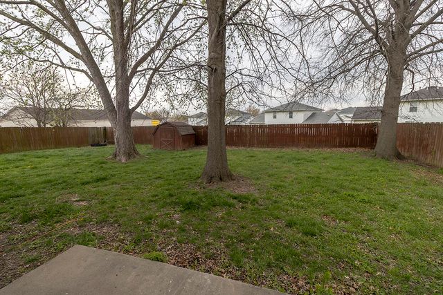 4195 N RIVIERA DR, Columbia, MO 65202