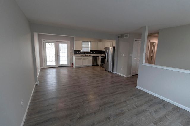 4195 N RIVIERA DR, Columbia, MO 65202