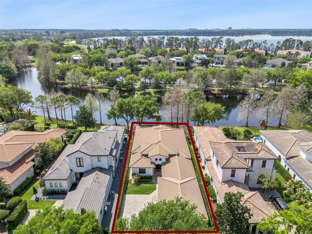 Image 2 of property listing at 10228 KENSINGTON SHORE DRIVE, Orlando, FL 32827