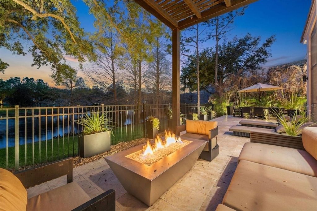 Image 36 of property listing at 10228 KENSINGTON SHORE DRIVE, Orlando, FL 32827