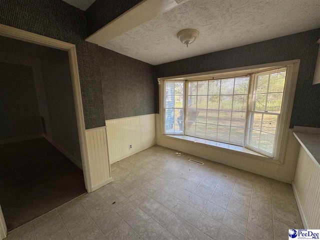 1263 Old Kemper Rd, Lake View, SC 29563