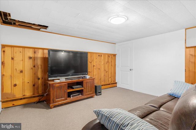 8466 GREENWAY, Pasadena, MD 21122