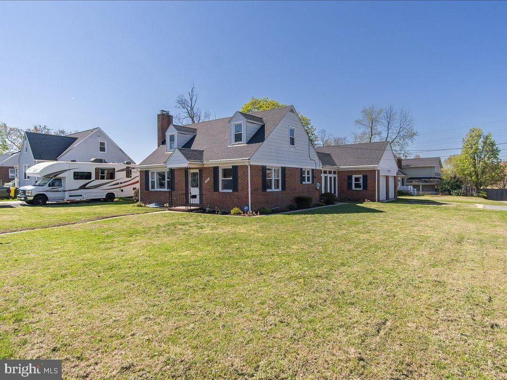 8466 GREENWAY, Pasadena, MD 21122