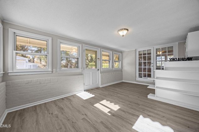 209 N Watauga Avenue, Dunn, NC 28334