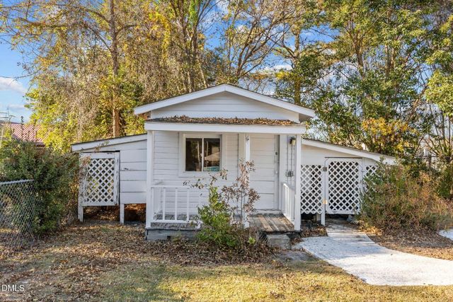 209 N Watauga Avenue, Dunn, NC 28334