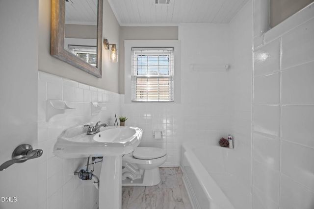 209 N Watauga Avenue, Dunn, NC 28334