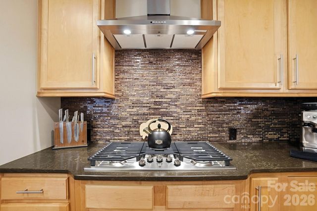 11719 Easthampton Circle, Charlotte, NC 28277