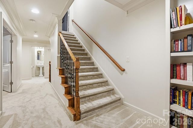 11719 Easthampton Circle, Charlotte, NC 28277