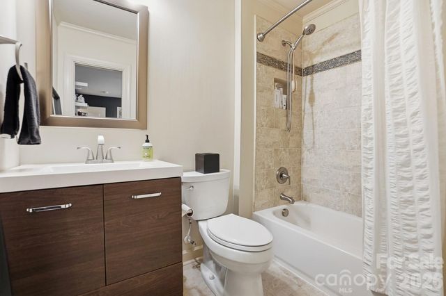 11719 Easthampton Circle, Charlotte, NC 28277