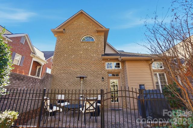 11719 Easthampton Circle, Charlotte, NC 28277