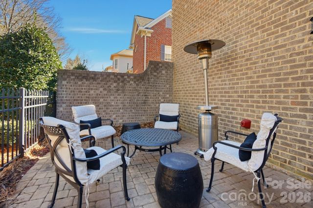 11719 Easthampton Circle, Charlotte, NC 28277