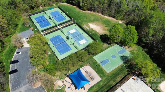 11719 Easthampton Circle, Charlotte, NC 28277