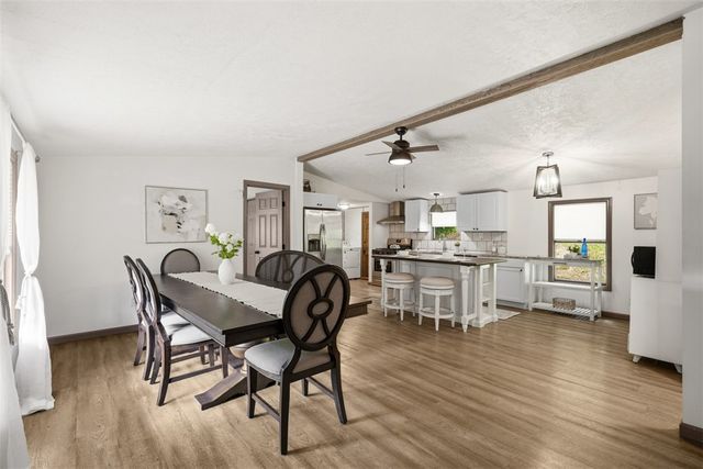 8517 Wittmer Rd, Mccandless, PA 15237