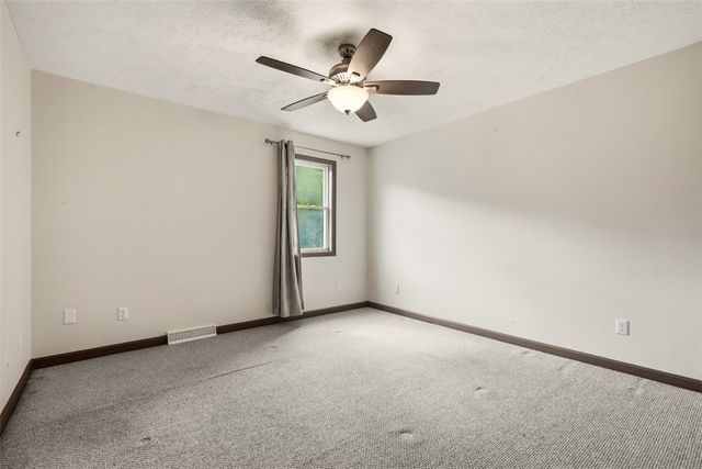 8517 Wittmer Rd, Mccandless, PA 15237