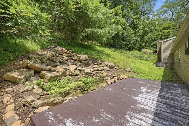 8517 Wittmer Rd, Mccandless, PA 15237