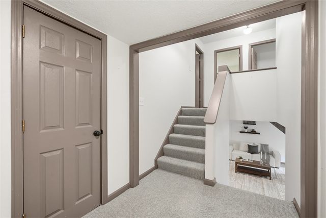 8517 Wittmer Rd, Mccandless, PA 15237