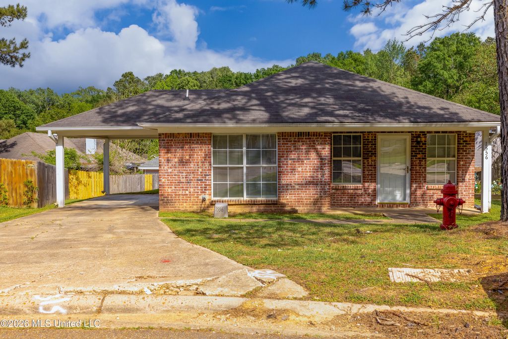 1556 Chelsea Lane, Richland, MS 39218