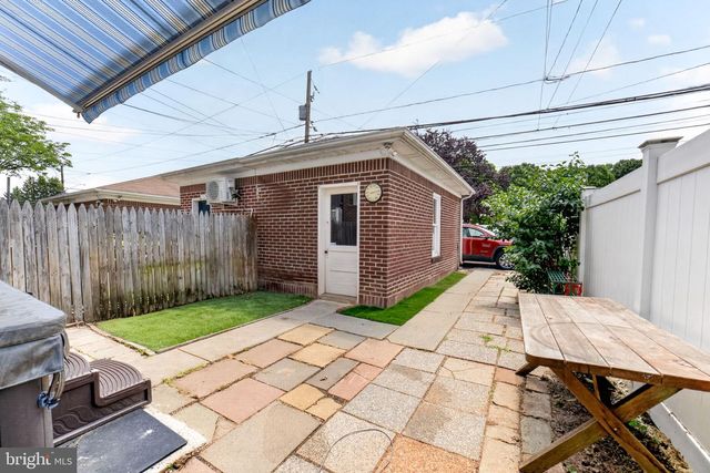 2218 W TILGHMAN ST, Allentown, PA 18104