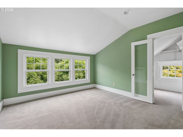 1432 Se KNIGHT St, Portland, OR 97202