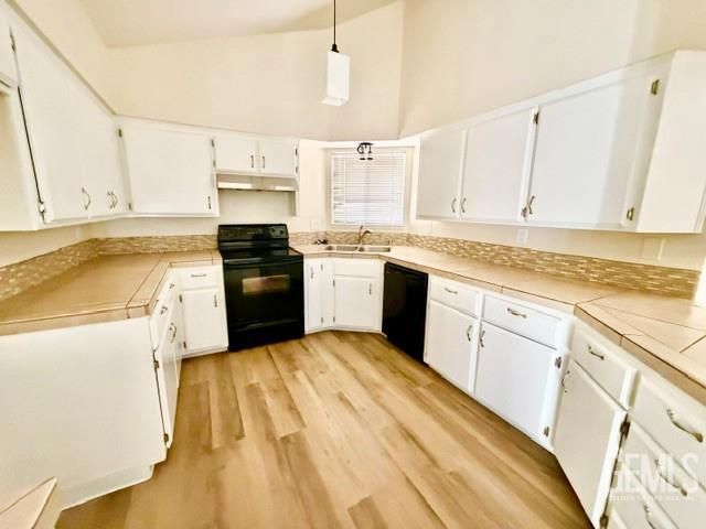 5601 Arbor Court, Bakersfield, CA 93309