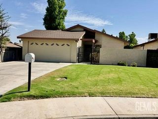 5601 Arbor Court, Bakersfield, CA 93309