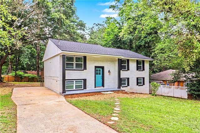 8154 Tudor Drive, Jonesboro, GA 30238