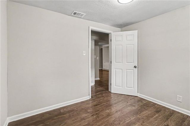 8154 Tudor Drive, Jonesboro, GA 30238