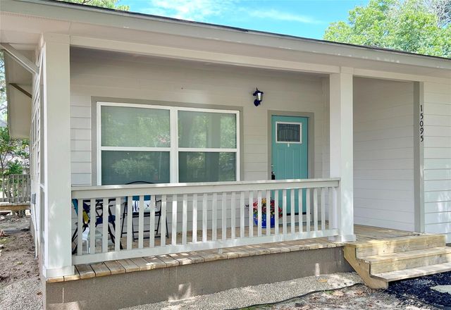 15095 Conroe Bay Boulevard, Willis, TX 77318