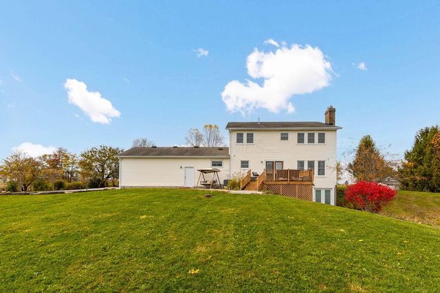 7560 Clover Valley Road NW, Johnstown, OH 43031