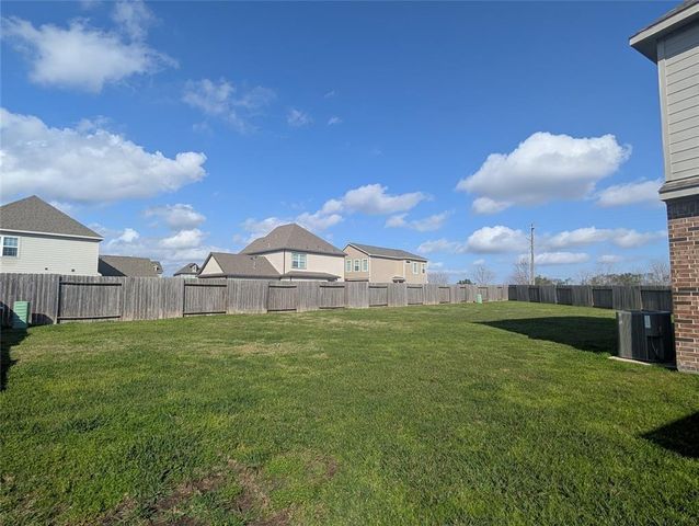 6569 Jewel Stone Lane, Dickinson, TX 77539