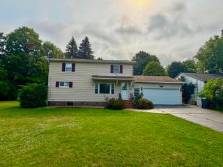 1447 71 1/2 Street, South Haven, MI 49090