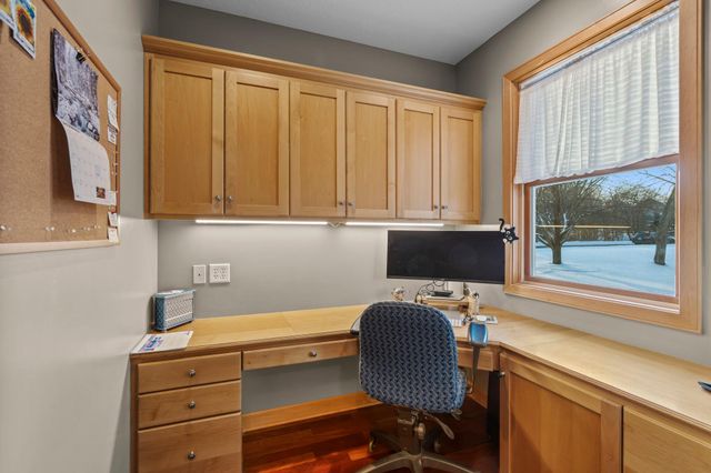 10064 Adam Avenue, Inver Grove Heights, MN 55077