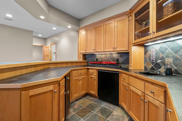 10064 Adam Avenue, Inver Grove Heights, MN 55077