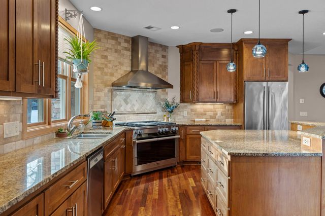 10064 Adam Avenue, Inver Grove Heights, MN 55077