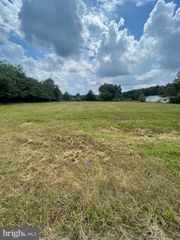 2736 HARTLY RD #2736, Hartly, DE 19953