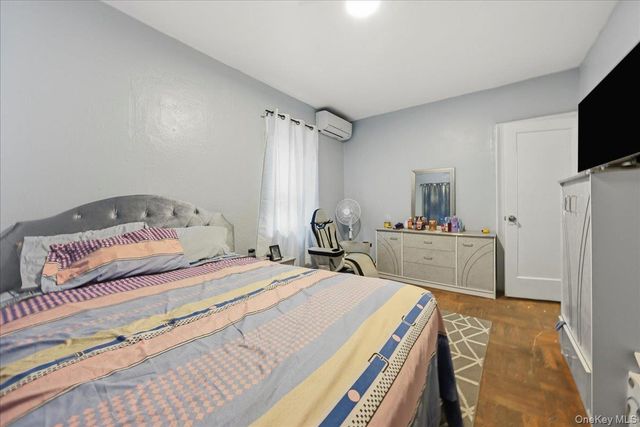 3310 Bouck Avenue, Bronx, NY 10469