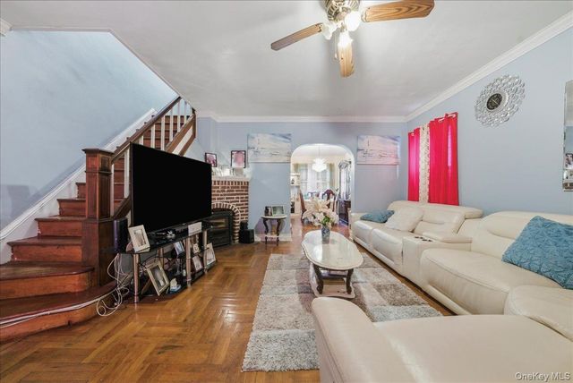 3310 Bouck Avenue, Bronx, NY 10469