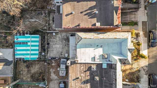 3310 Bouck Avenue, Bronx, NY 10469