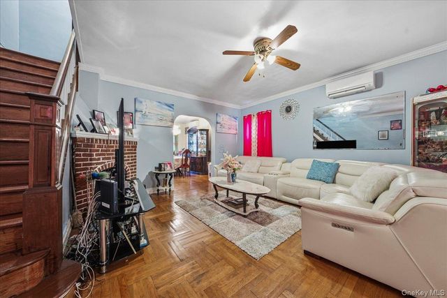 3310 Bouck Avenue, Bronx, NY 10469